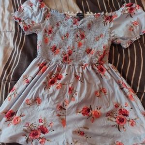 1 shirt 1 romper 3 dresses